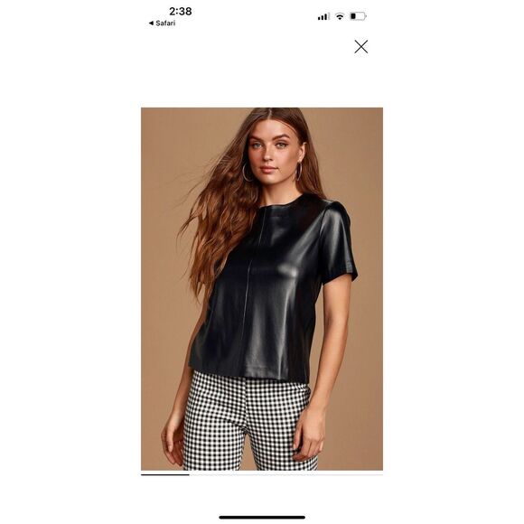 Tops - Lulus Chic Black Women's Top XS Vegan Leather Black Zip Black Elegant READ